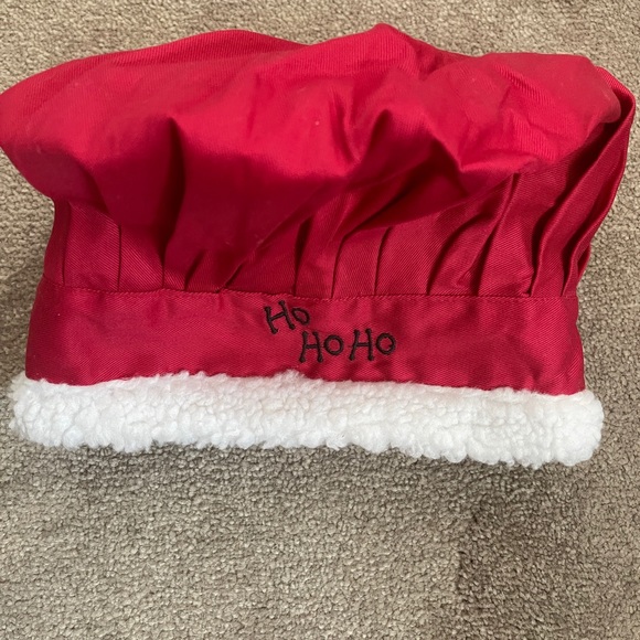 St. Nicholas Square child’s Apron Set - Picture 2 of 8